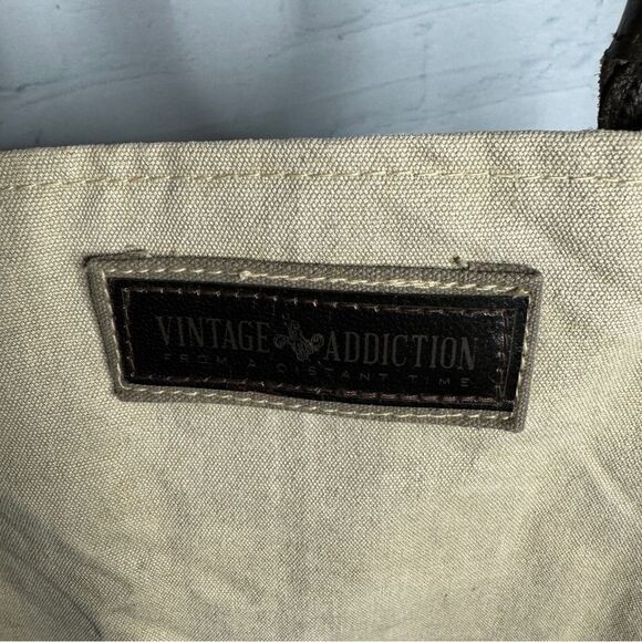 NEW Vintage Addiction tan recycled canvas leather camo print large tote bag - Picture 10 of 12